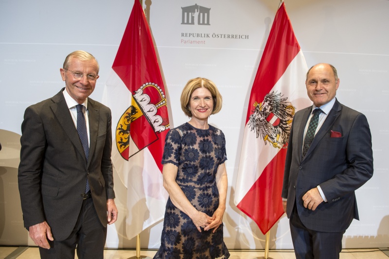 Von links: Landeshauptmann Wilfried Haslauer, Bundesratspräsidentin Andrea Eder-Gitschthaler (V), Nationalratspräsident Wolfgang Sobotka (V)