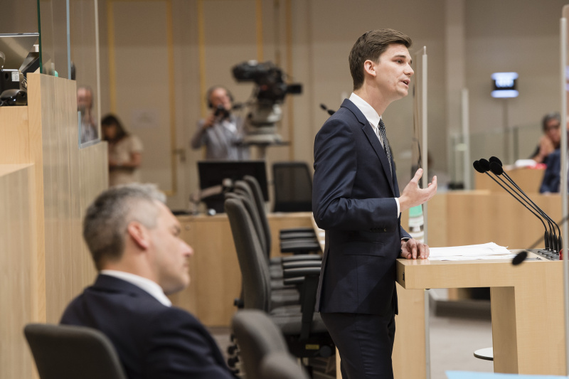 Am Rednerpult: Nationalratsabgeordneter Douglas Hoyos-Trauttmansdorff (N)