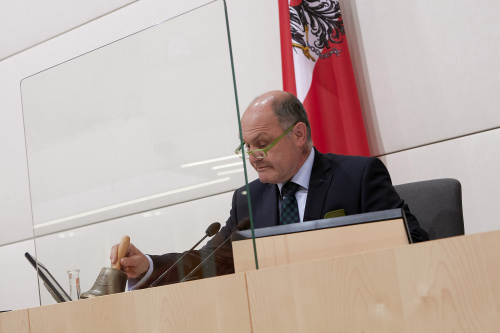 Nationalratspräsident Wolfgang Sobotka (V) eröffnet die Sitzung
