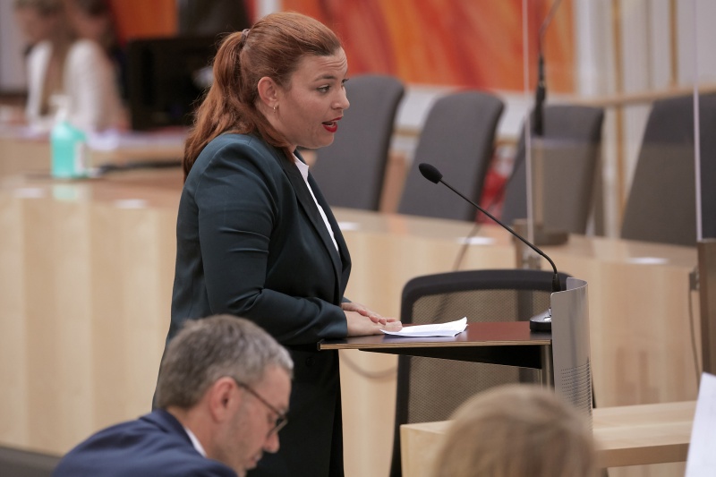 Frage Nationalratsabgeordnete Nina Tomaselli (G)