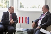 Aussprache. Von links: Nationalratspräsident Wolfgang Sobotka (V), Kroatischer Botschafter Daniel Glunčić