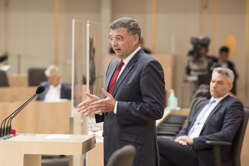 Am Rednerpult: Nationalratsabgeordneter Jörg Leichtfried (S)