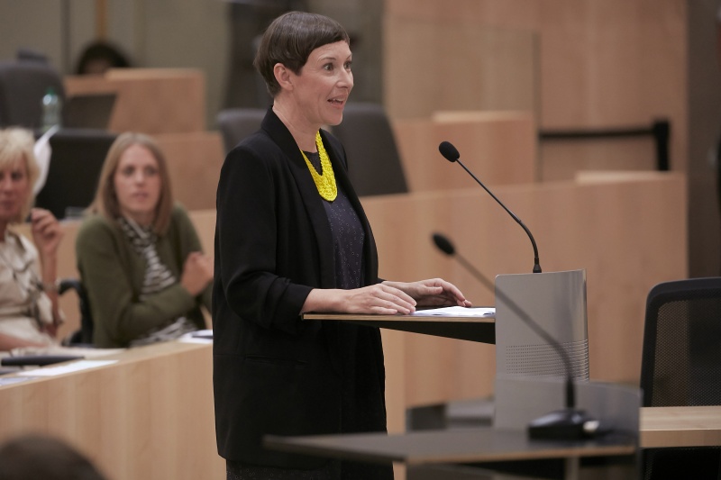 Frage Nationalratsabgeordnete Henrike Brandstötter (N)