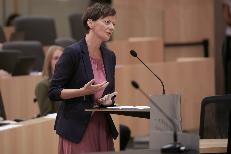 Frage Nationalratsabgeordnete Sabine Schatz (S)