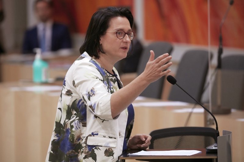 Frage Nationalratsabgeordnete Gudrun Kugler (V)
