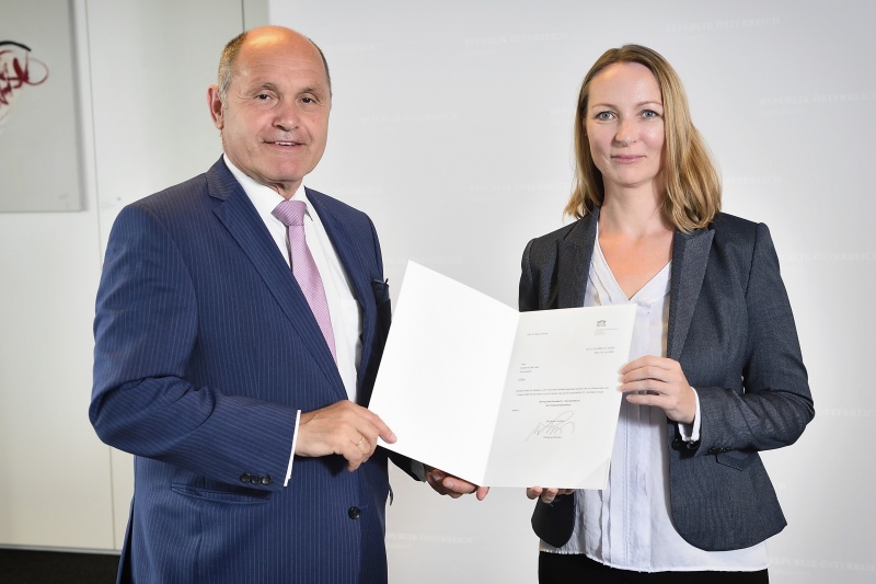 Von links: Nationalratspräsident Wolfgang Sobotka (V), Susanna Enk